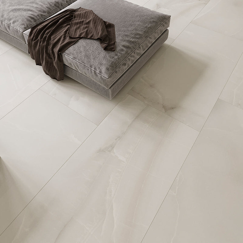 Carrelage sol et mur effet marbre blanc MIA YENI, dimensions 60 x 120 cm, finition Full Lappato, LIMCARO.