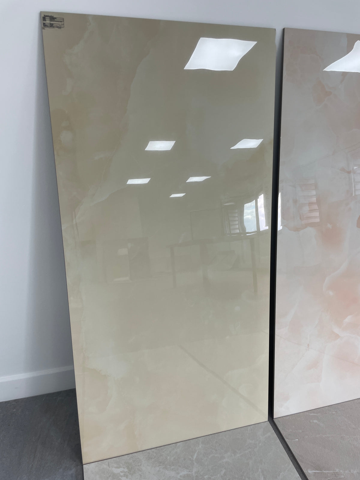 Carrelage sol / mur effet marbre ONYX POLISHED l.60 x L.120 cm Brillant LIMCARO - photo réelle 1